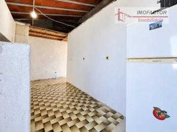 Moradia T1 para Venda em Perais