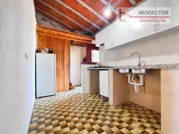 Moradia T1 para Venda em Perais