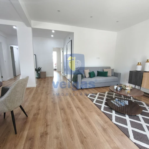 Apartamento T3 para Venda em Benfica Foto 51