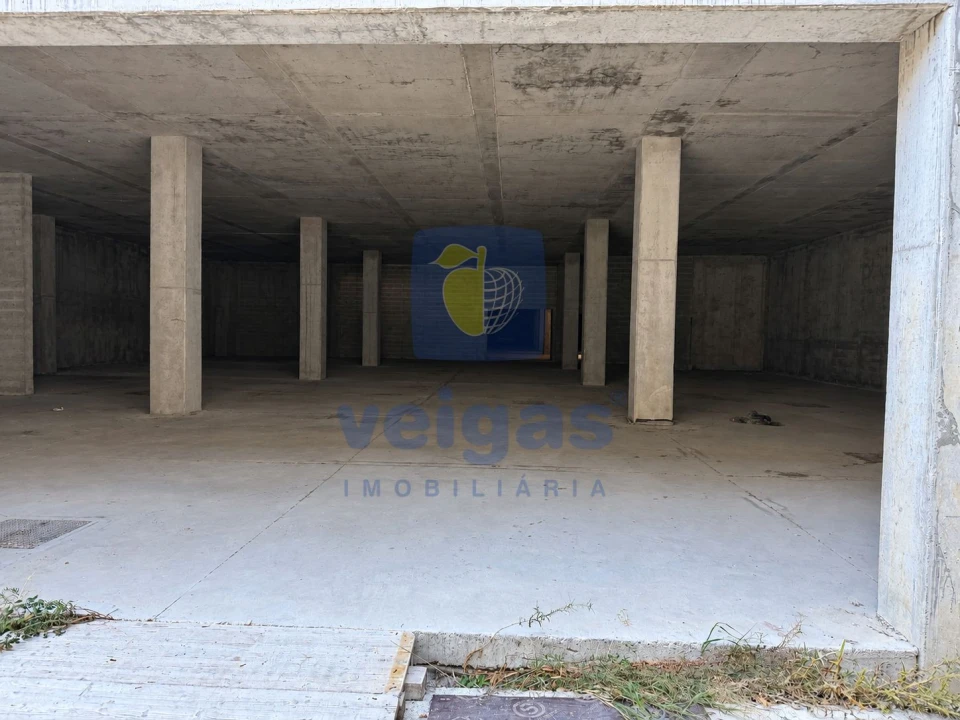 Armazém para Venda em Sacavém e Prior Velho Foto 4