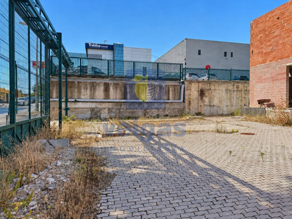 Armazém para Venda em Sacavém e Prior Velho Foto 2