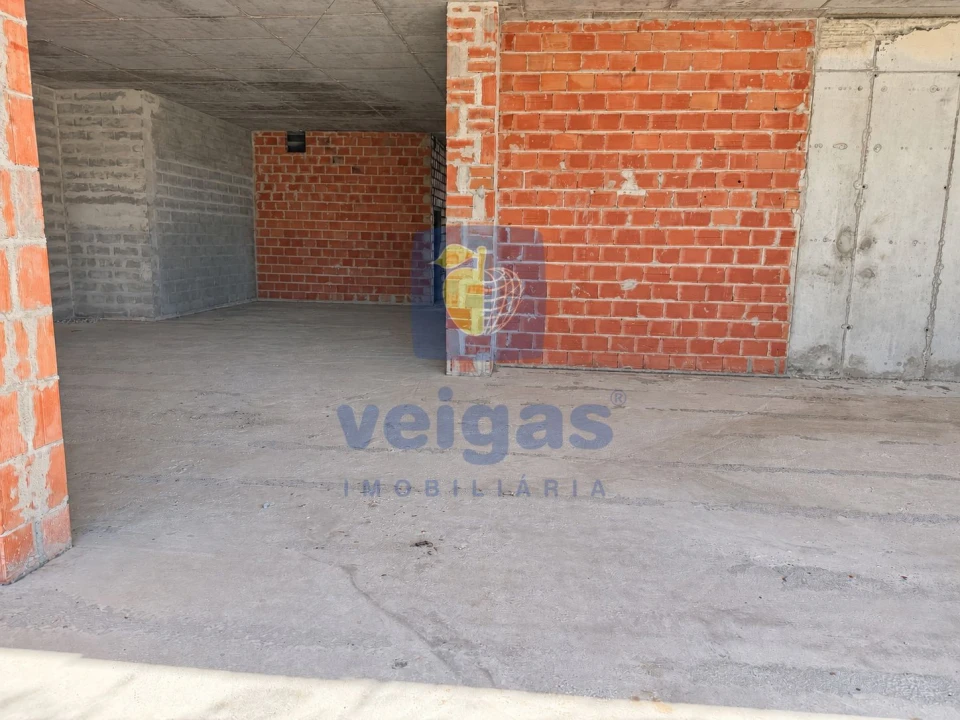 Armazém para Venda em Sacavém e Prior Velho Foto 7