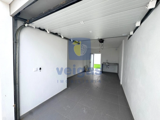 Moradia T4 para Venda em Atouguia da Baleia Foto 31