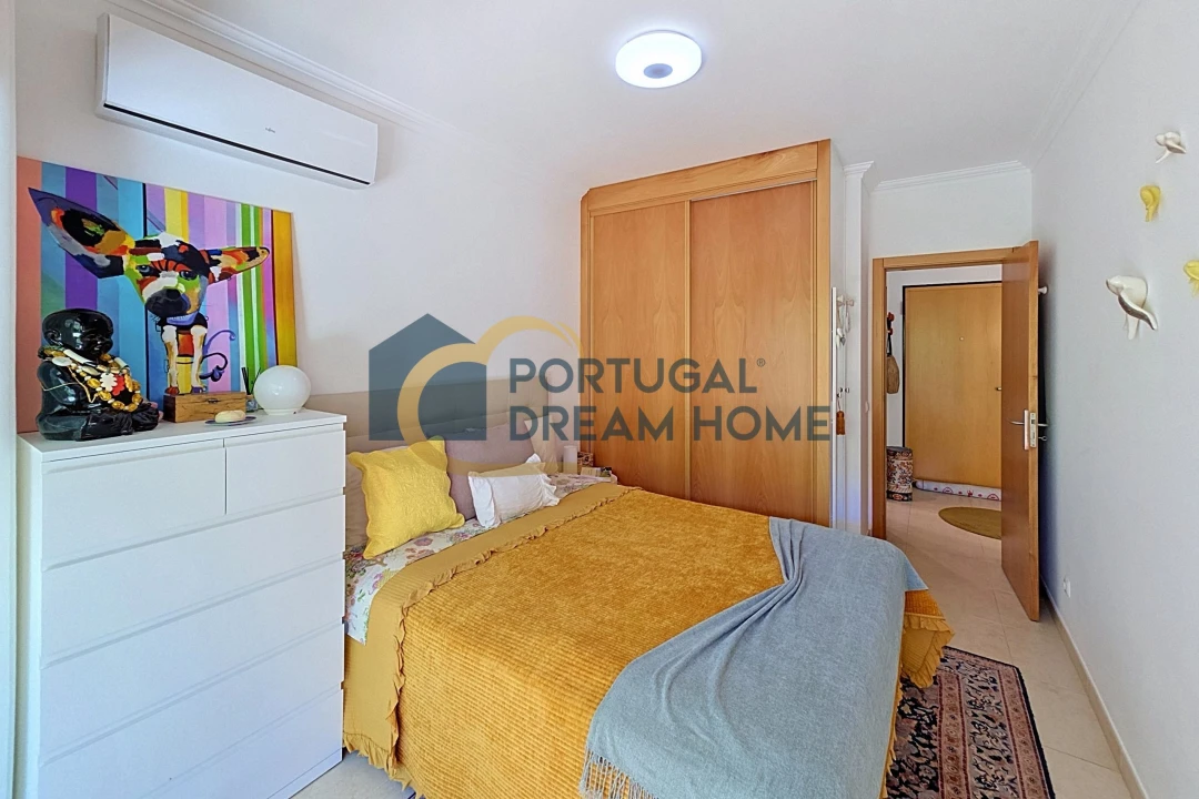 Apartamento T1 para Venda em Albufeira e Olhos de Água Foto 13