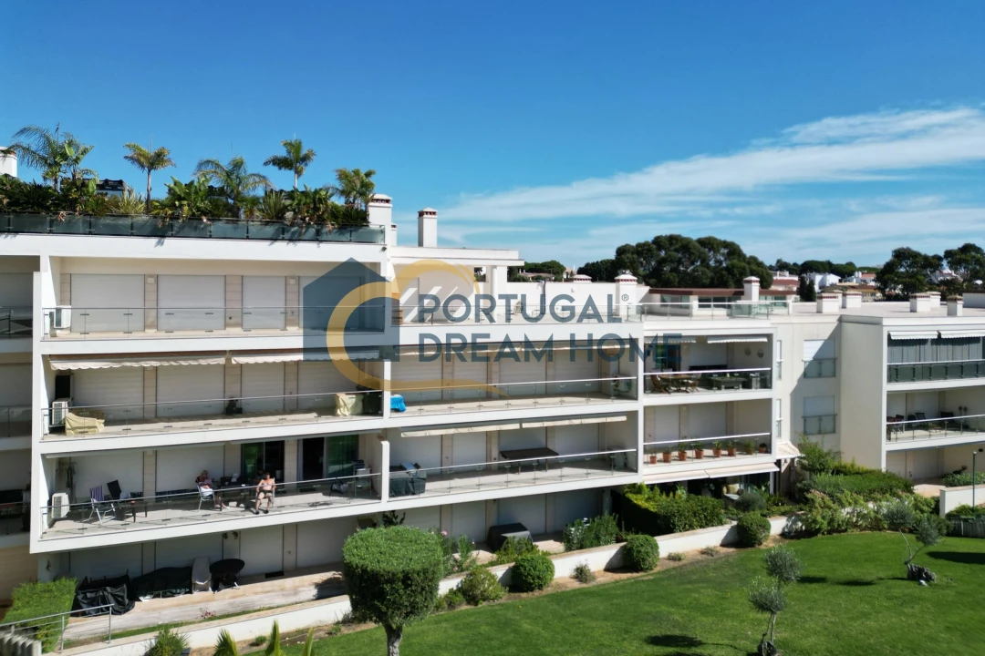 Apartamento T1 para Venda em Albufeira e Olhos de Água Foto 23