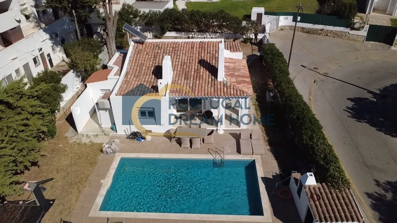 Moradia T2 para Venda em Albufeira e Olhos de Água Foto 6