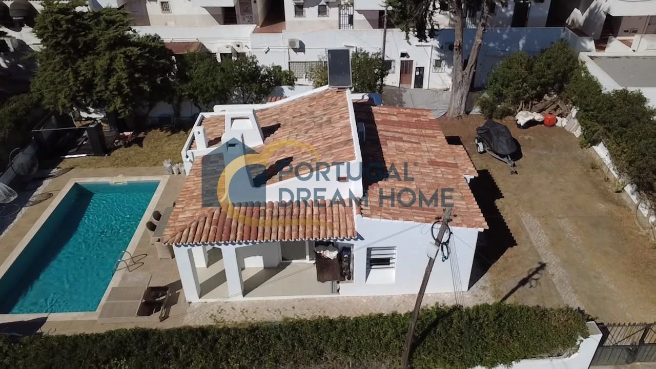 Moradia T2 para Venda em Albufeira e Olhos de Água Foto 5