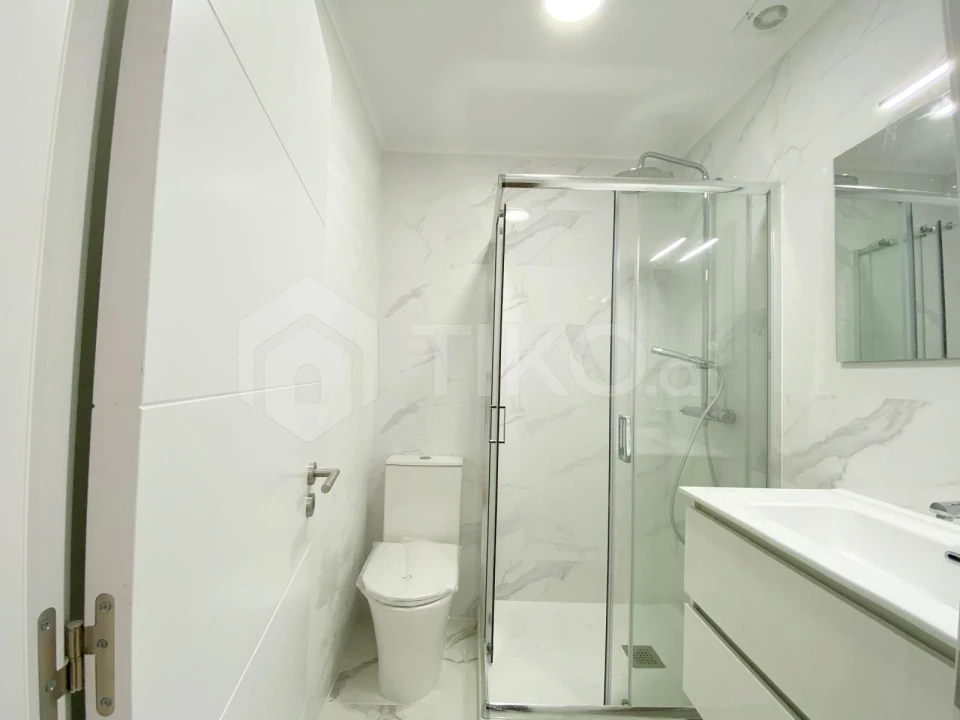 Apartamento T2 para Venda em Venteira Foto 10