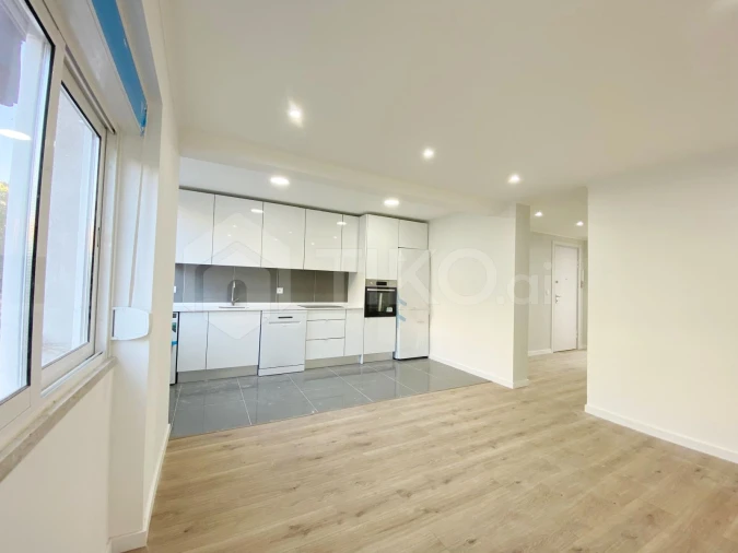 Apartamento T2 para Venda em Venteira Foto 2