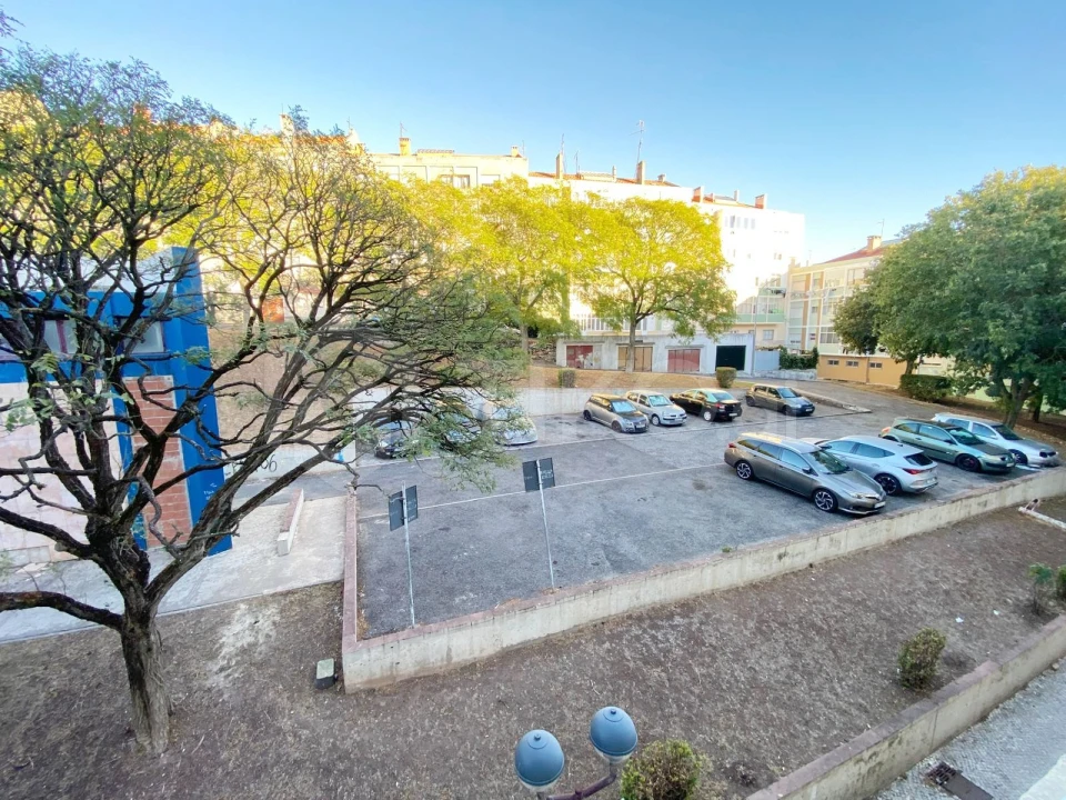 Apartamento T2 para Venda em Venteira Foto 14