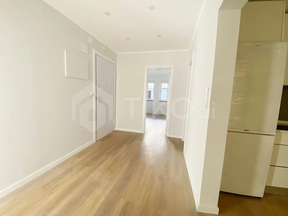 Apartamento T3 para Venda em Falagueira-Venda Nova Foto 9