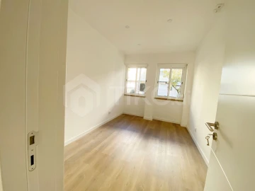 Apartamento T3 para Venda em Falagueira-Venda Nova