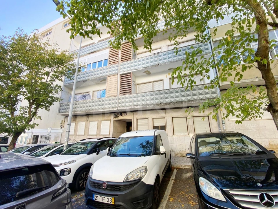 Apartamento T3 para Venda em Falagueira-Venda Nova Foto 24