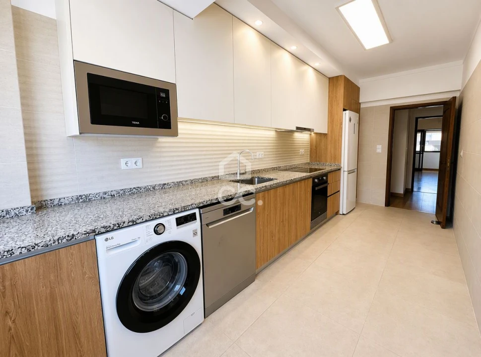 Apartamento T3 para Arrendamento em Loures Foto 5