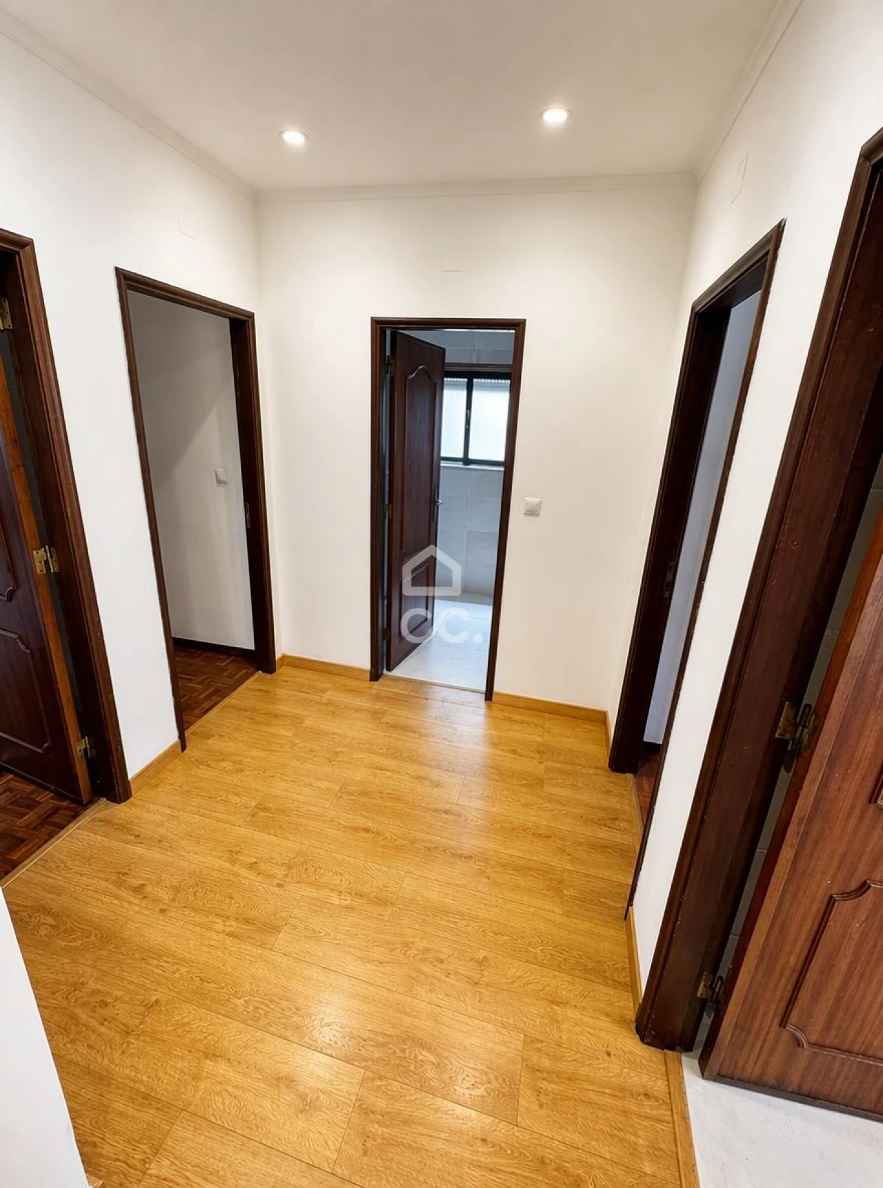 Apartamento T3 para Arrendamento em Loures Foto 8