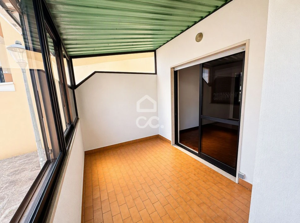 Apartamento T3 para Arrendamento em Loures Foto 21