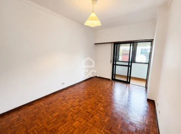 Apartamento T3 para Venda em Loures