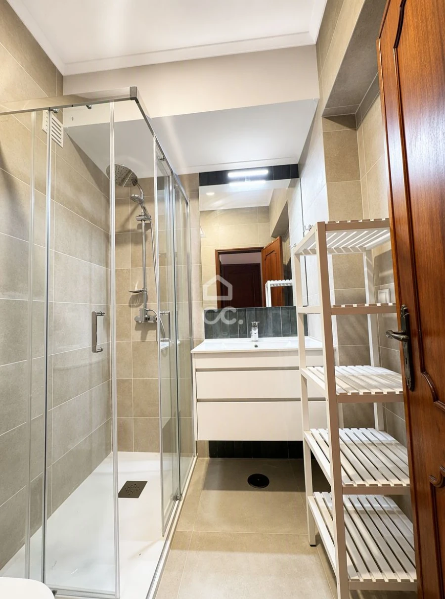 Apartamento T3 para Venda em Loures Foto 24