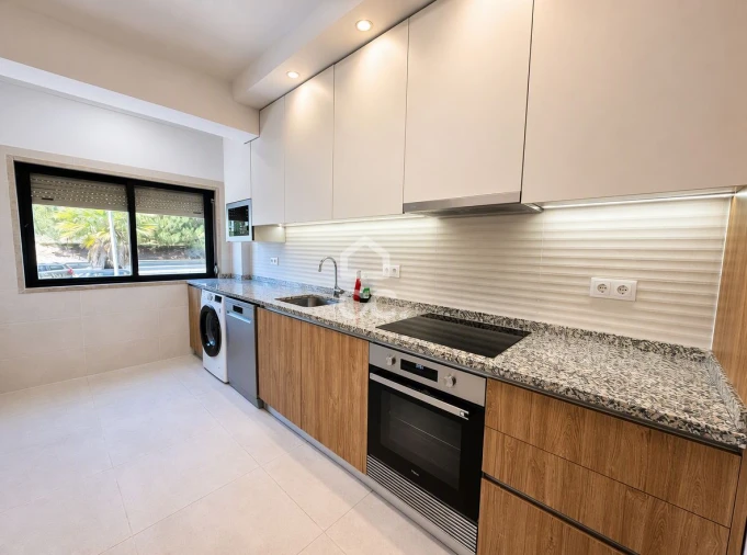 Apartamento T3 para Venda em Loures Foto 3