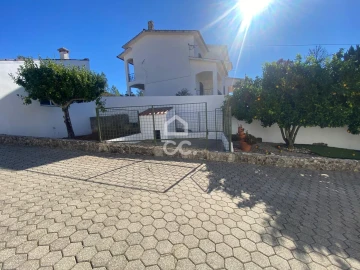 Moradia T5 para Venda em Mira de Aire