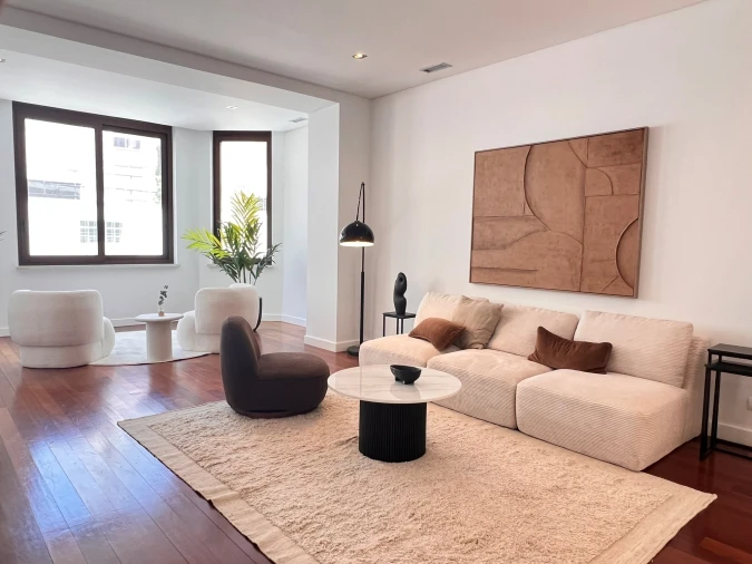 Apartamento T4 para Venda em Avenidas Novas Foto 2