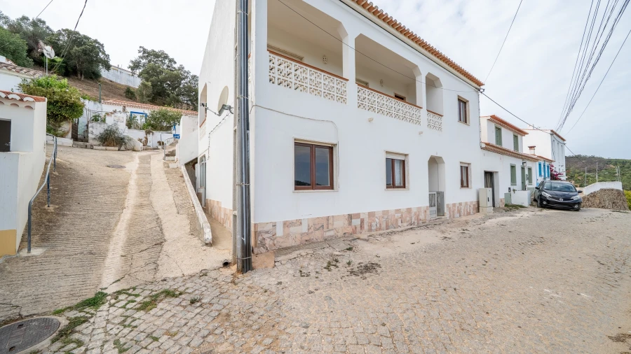 Moradia T4 para Venda em Aljezur