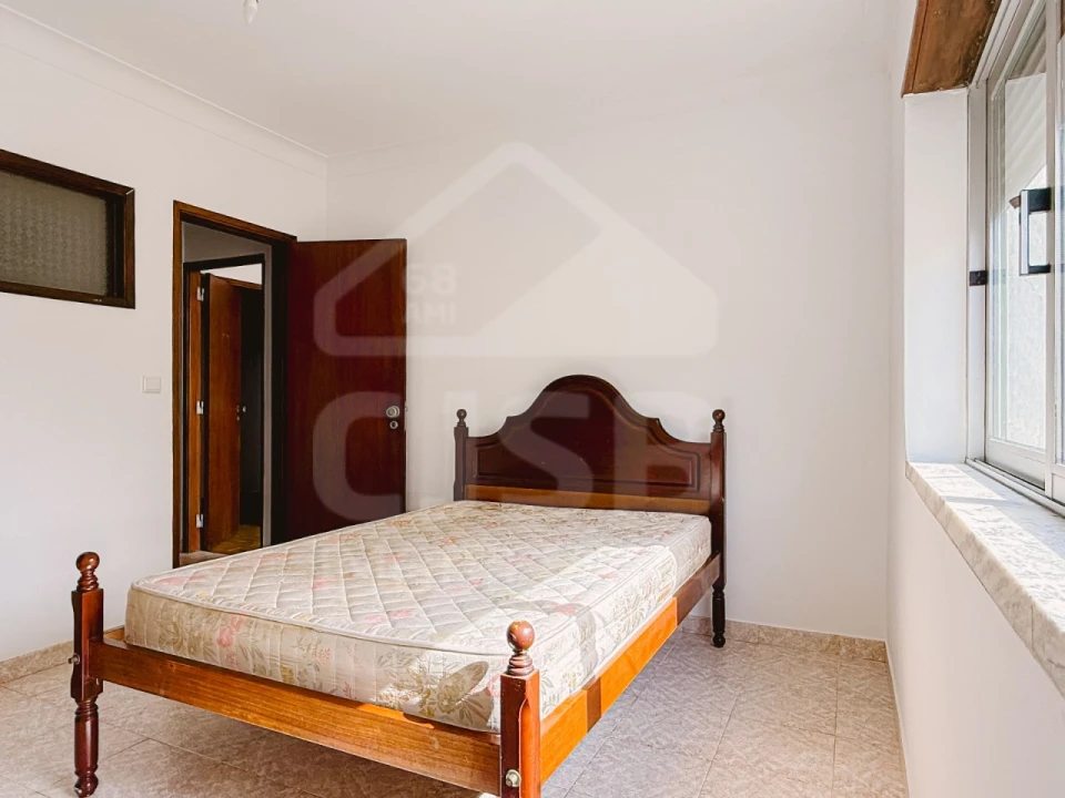 Apartamento T2 para Venda em Benavente Foto 13
