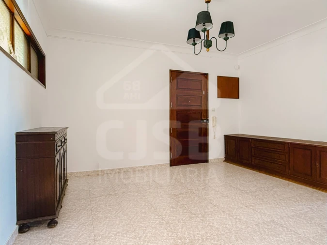 Apartamento T2 para Venda em Benavente Foto 7