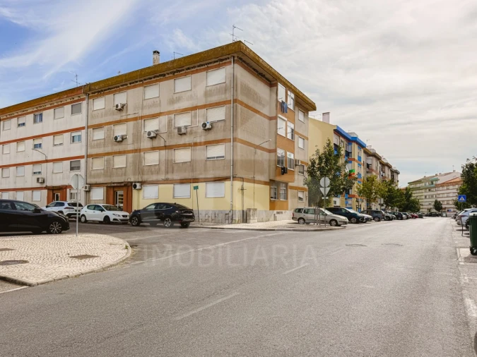 Apartamento T2 para Venda em Benavente Foto 18