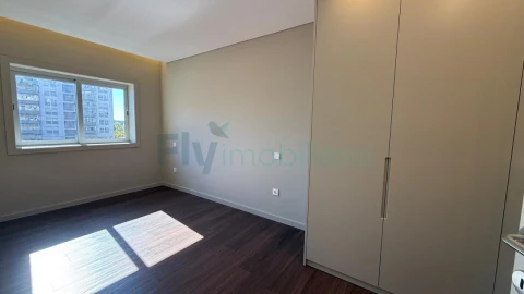 Apartamento T2 para Venda em Azurem