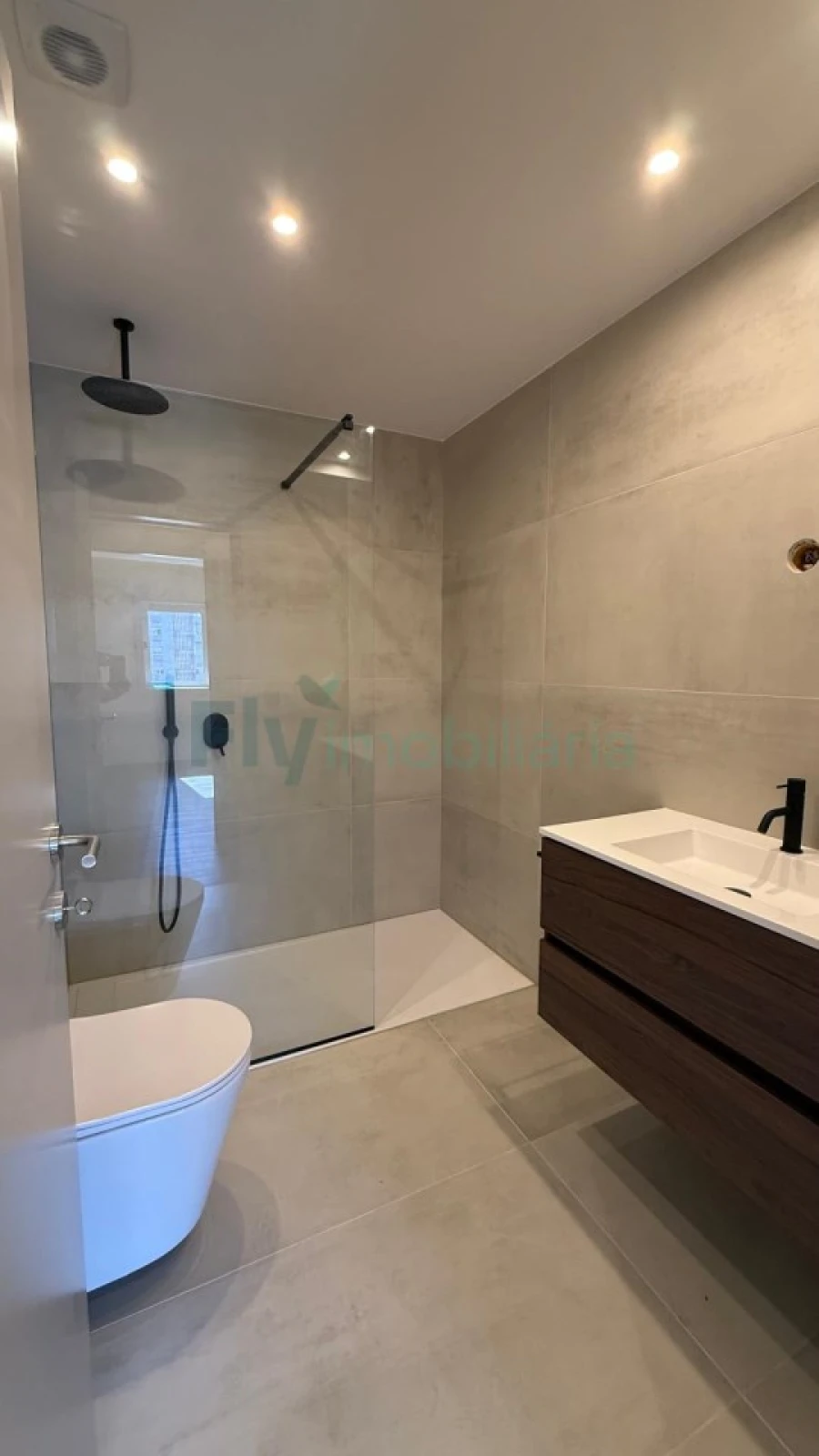 Apartamento T2 para Venda em Azurem Foto 8