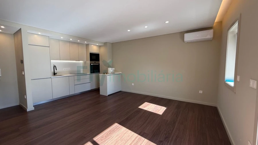 Apartamento T2 para Venda em Azurem