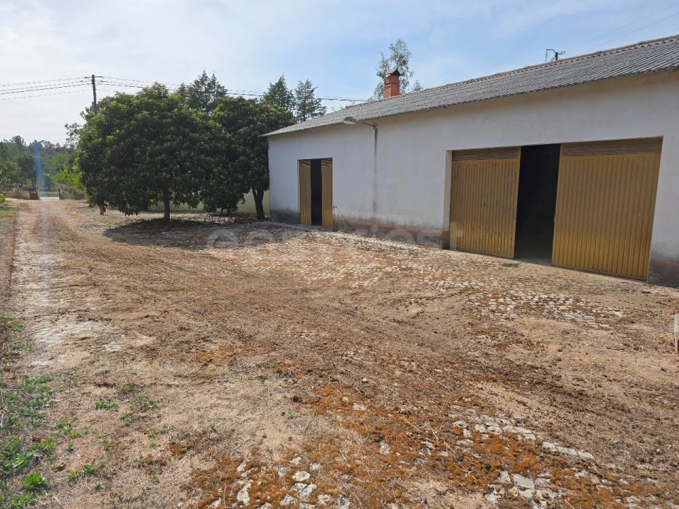 Moradia T5 para Venda em Mouronho Foto 11