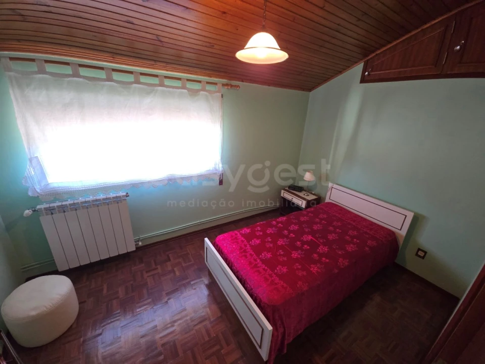 Moradia T5 para Venda em Mouronho Foto 43