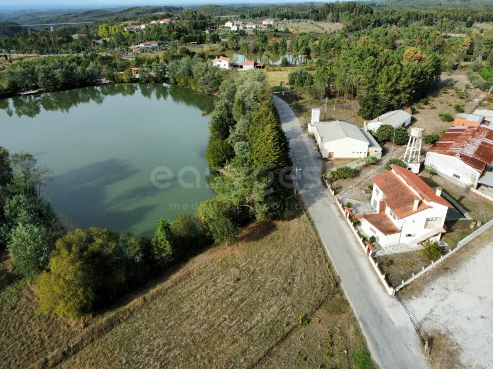 Moradia T5 para Venda em Mouronho Foto 49