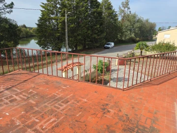 Moradia T5 para Venda em Mouronho
