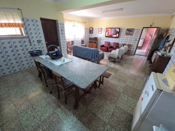 Moradia T5 para Venda em Mouronho