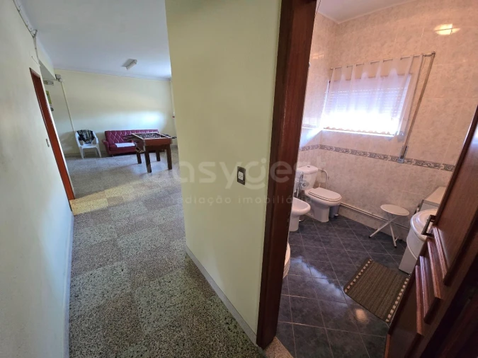 Moradia T5 para Venda em Mouronho Foto 27