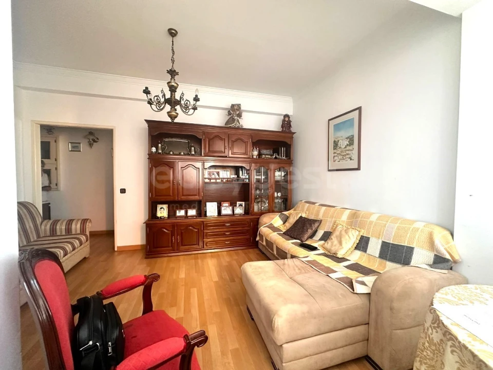 Apartamento T2 para Venda em Carnaxide e Queijas Foto 1