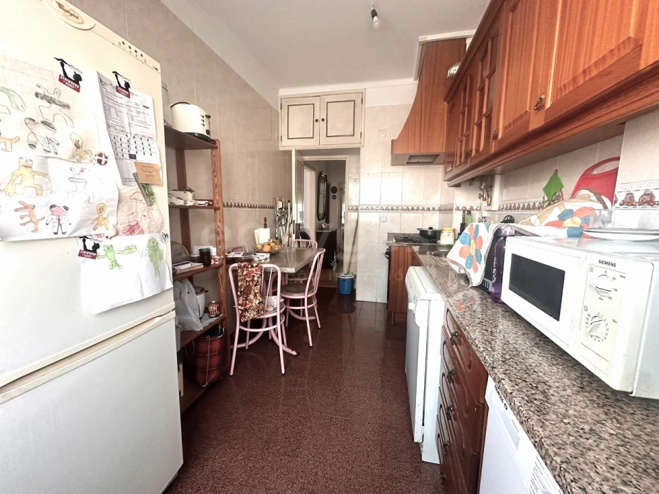 Apartamento T2 para Venda em Carnaxide e Queijas Foto 13