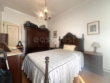 Apartamento T2 para Venda em Carnaxide e Queijas