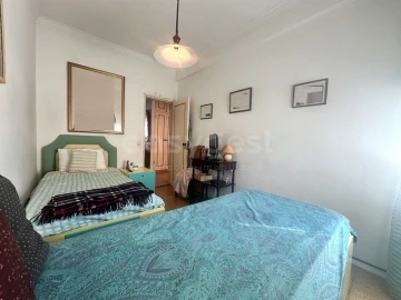Apartamento T2 para Venda em Carnaxide e Queijas