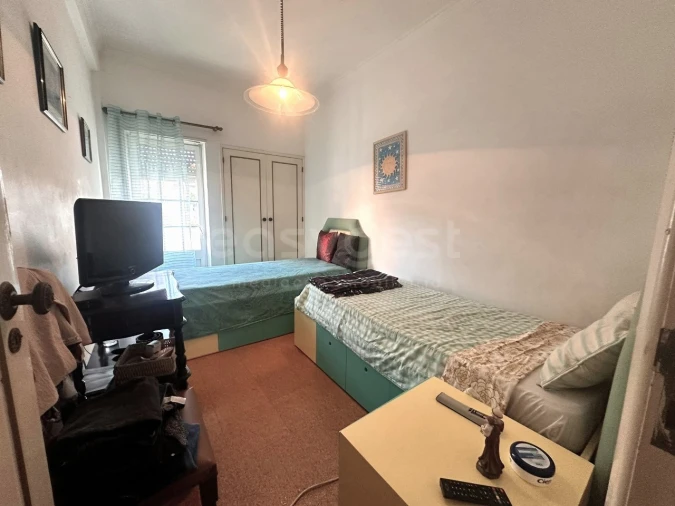 Apartamento T2 para Venda em Carnaxide e Queijas Foto 11