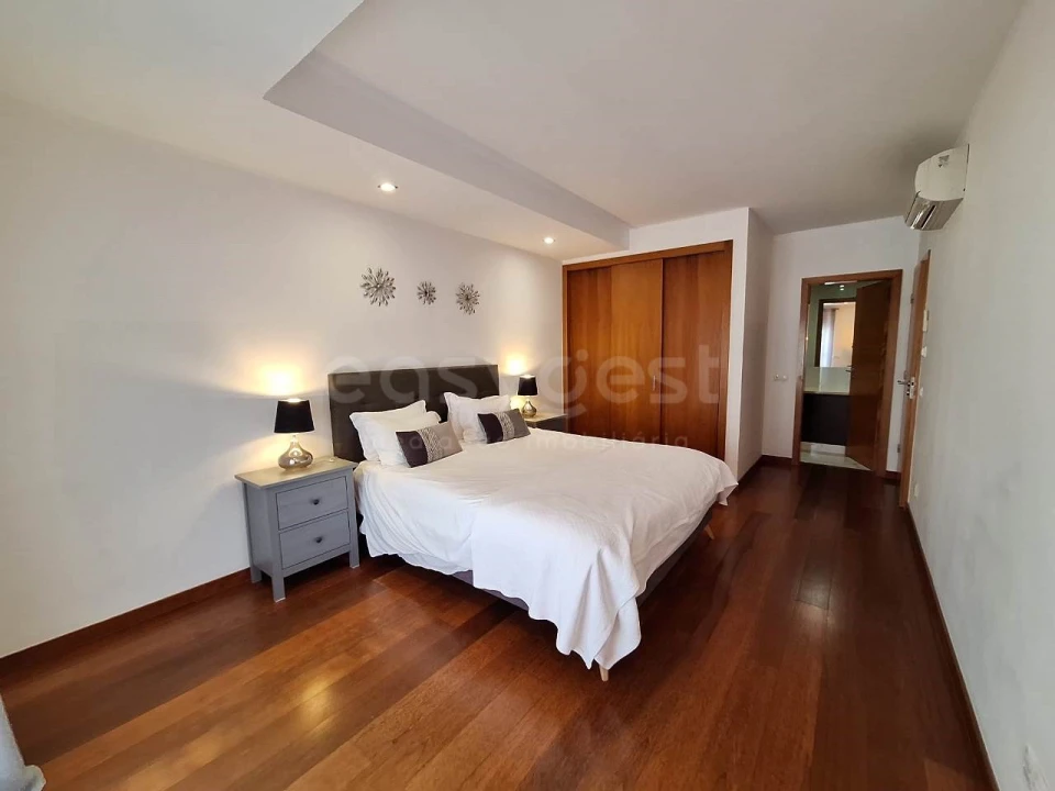 Apartamento T2 para Venda em Luz Foto 18