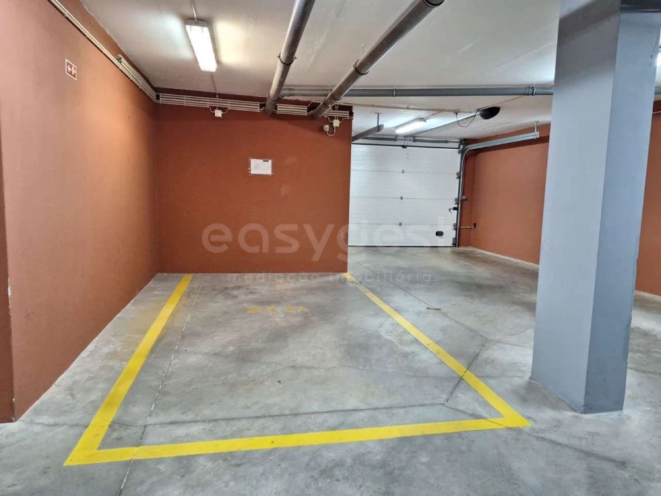 Apartamento T2 para Venda em Luz Foto 25