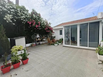 Moradia T4 para Venda em Sesimbra (Castelo)