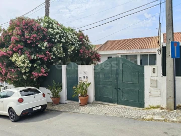 Moradia T4 para Venda em Sesimbra (Castelo)