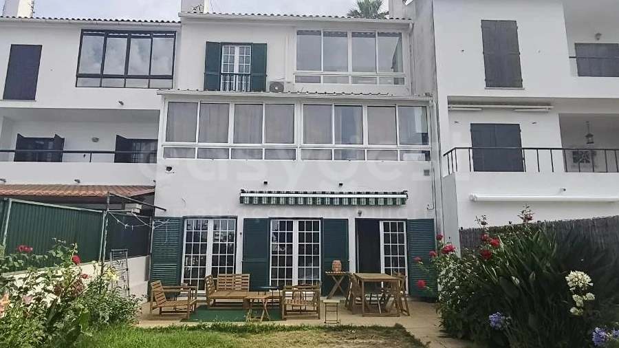 Moradia T4 para Venda em Sesimbra (Castelo)