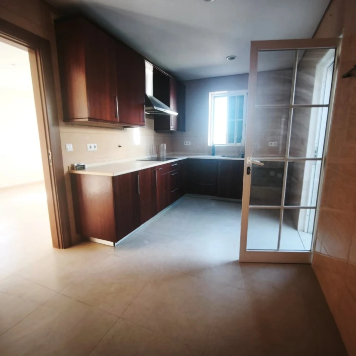 Moradia T4 para Venda em Alcabideche Foto 35