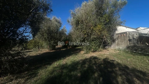 Moradia T2 para Venda em São João Baptista e Santa Maria dos Olivais